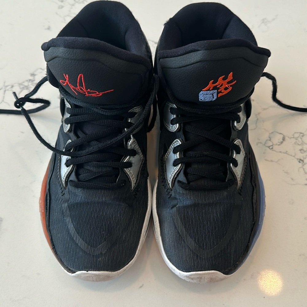Kyrie Infinity size 6.5